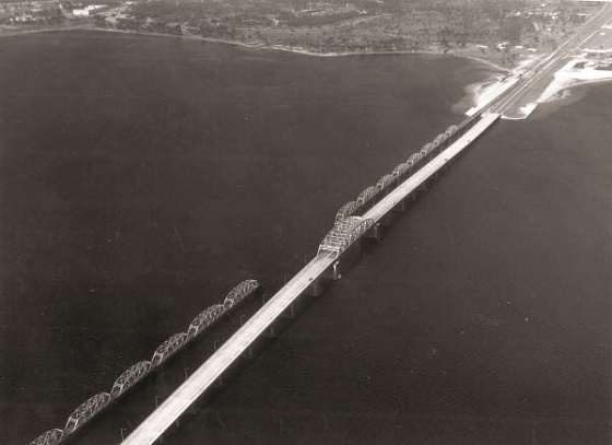 The complex is made of two segmental concrete box girders with 330-foot-long spans.